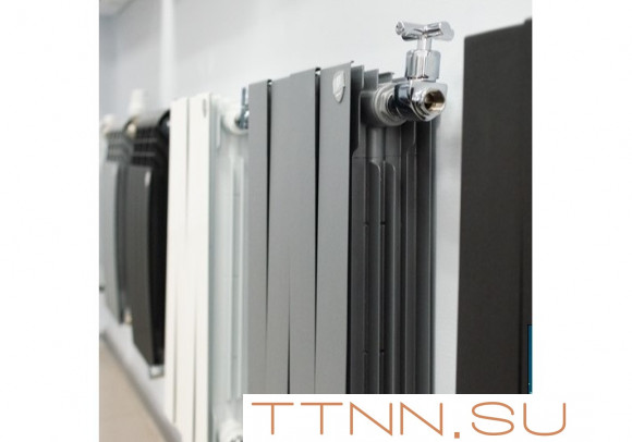 Ручной регулировки вентиль Royal Thermo прямой, хром, ручка крестовина 1/2 Ручной регулировки вентиль Royal Thermo прямой, хром, ручка крестовина 1/2